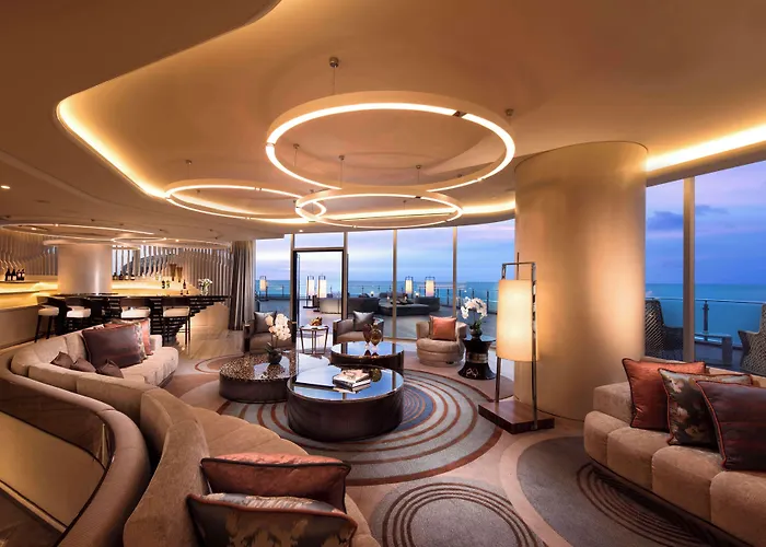 Conrad Manila
